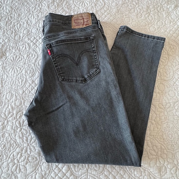 Levi's Denim - Levi's Women Capri Gray boyfriend Jeans